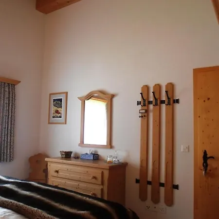 Panzió Chesa Flurina 4*